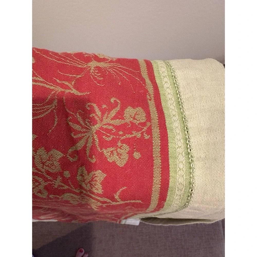 Williams Sonoma Butterfly Jacquard Spring Tablecloth‎ 70x90